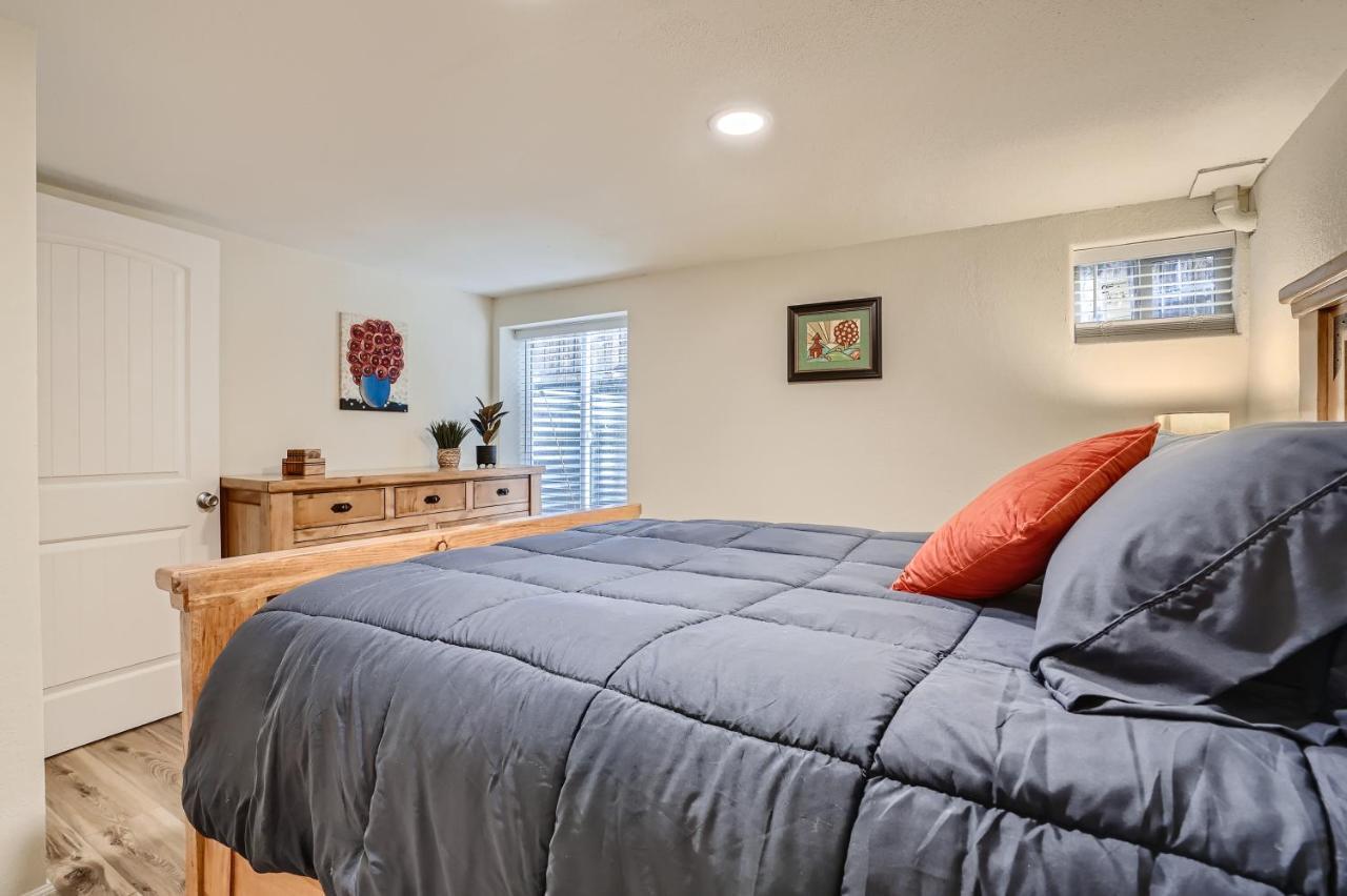 Sloans Lake Getaway - Basement Apartment Near Broncos And Downtown Denver Lakewood Dış mekan fotoğraf
